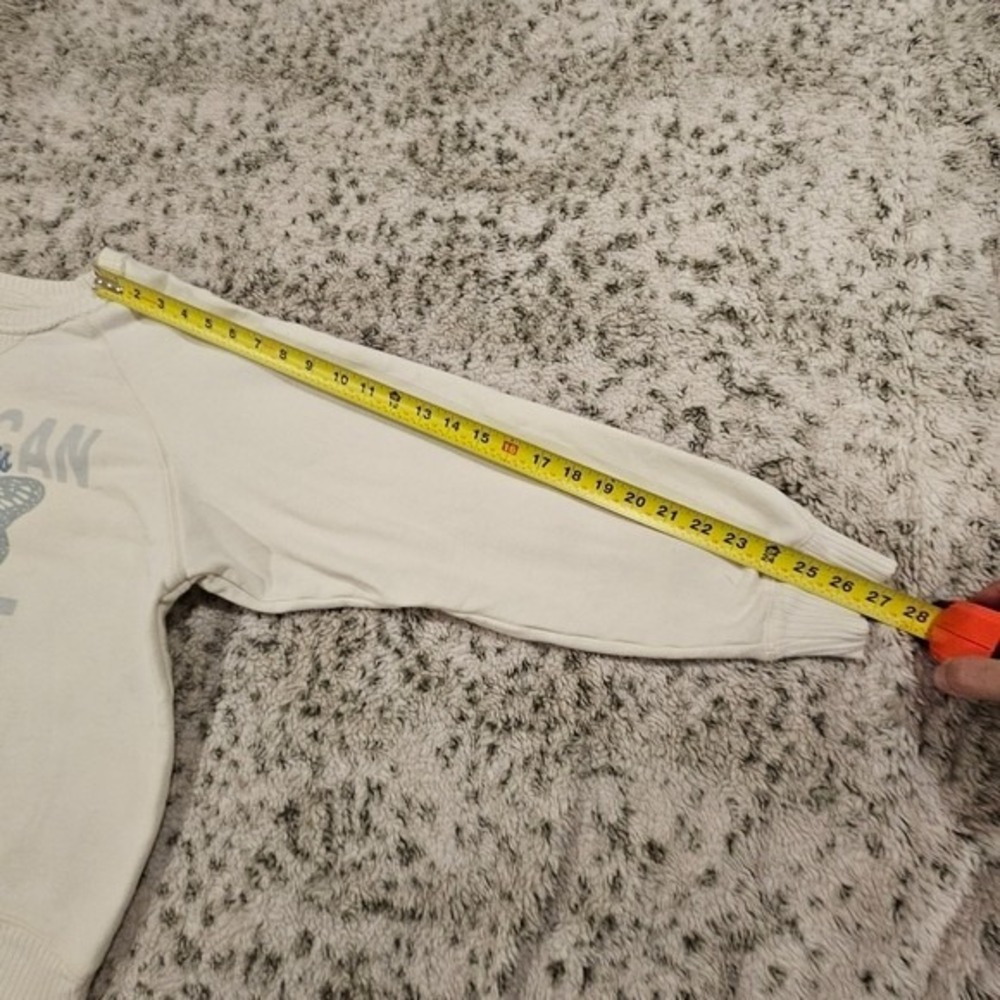 American Eagle Butterfly Graphic Raglan Sweatshirt Cream Womens Medium Relaxed - Picture 10 of 10